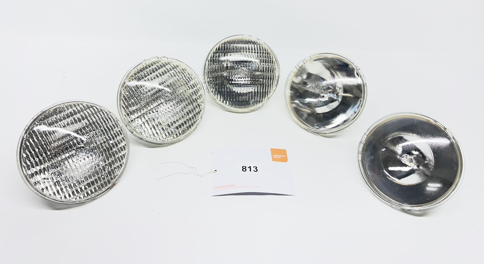 5x Par 56 lamps300W lamps 2x WFL, 1x MFL, 2x NSPFormerly used as boxed spare lamps for hirestock,