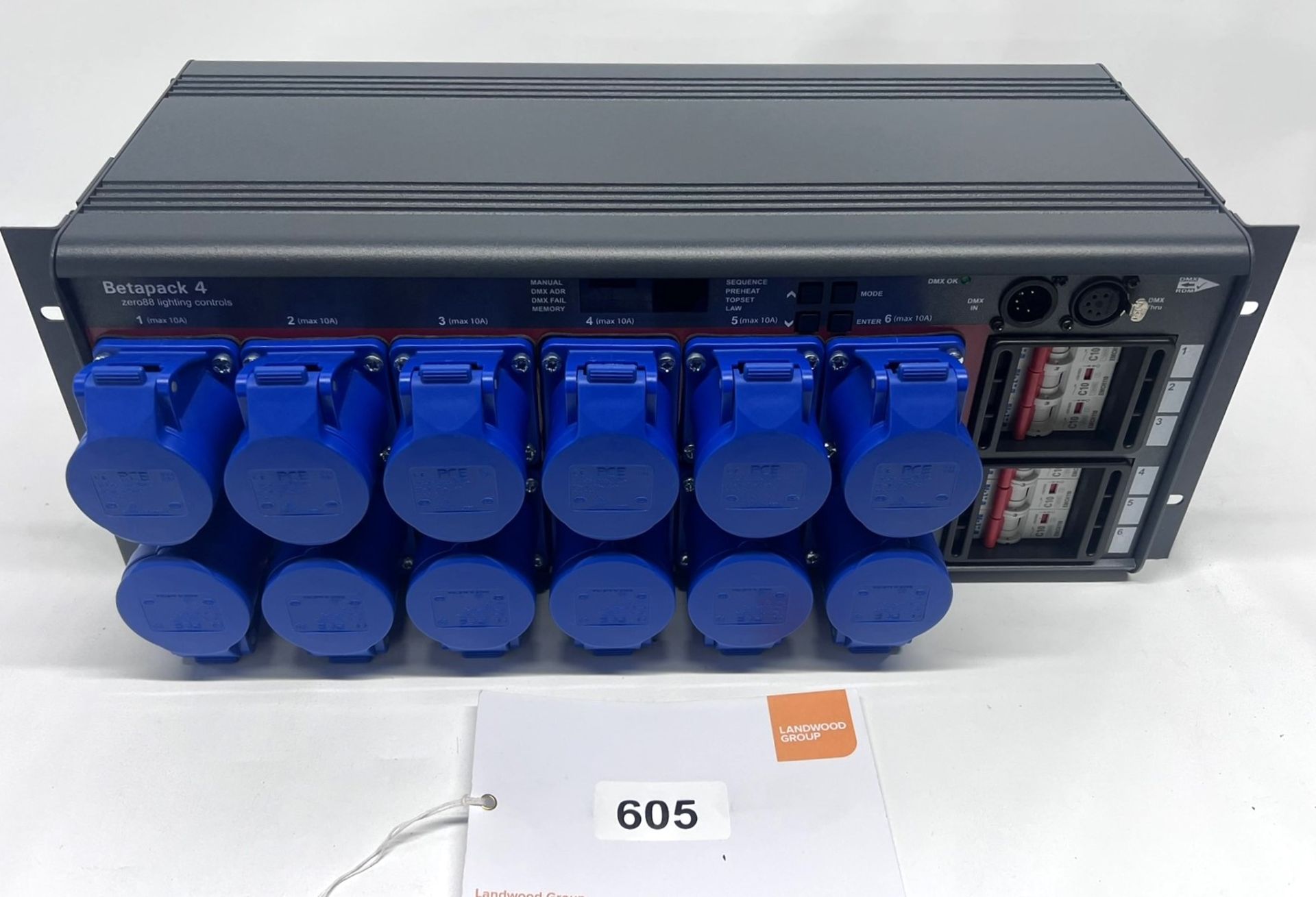 Zero88 Betapack 4 Dimmer/Hotpower 16a outputTop set of circuits are Hot Power Bottom Dimmed allowing