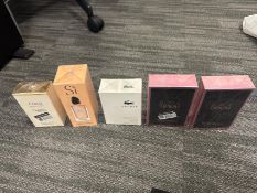 4 x Aftershave, 1 x Perfume.