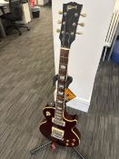Gibson Les Paul Electric Guitar, 2 Humbucker Pickups, Cherry Burst Finish, Rosewood Fingerboard