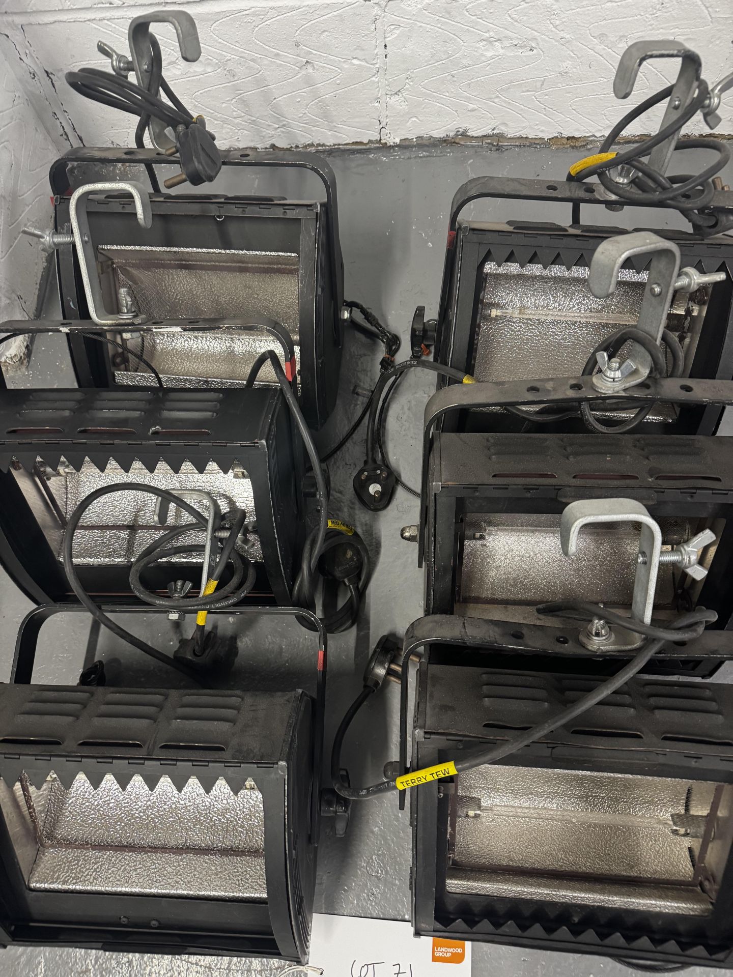 6 x Strand Lighting Coda 1000w Stage Light to 15amp Plug - Image 3 of 6