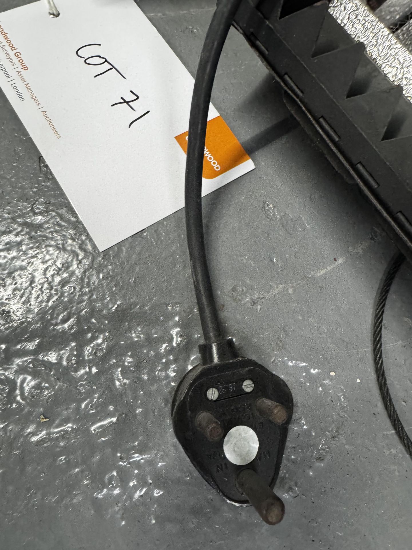 6 x Strand Lighting Coda 1000w Stage Light to 15amp Plug - Image 4 of 6