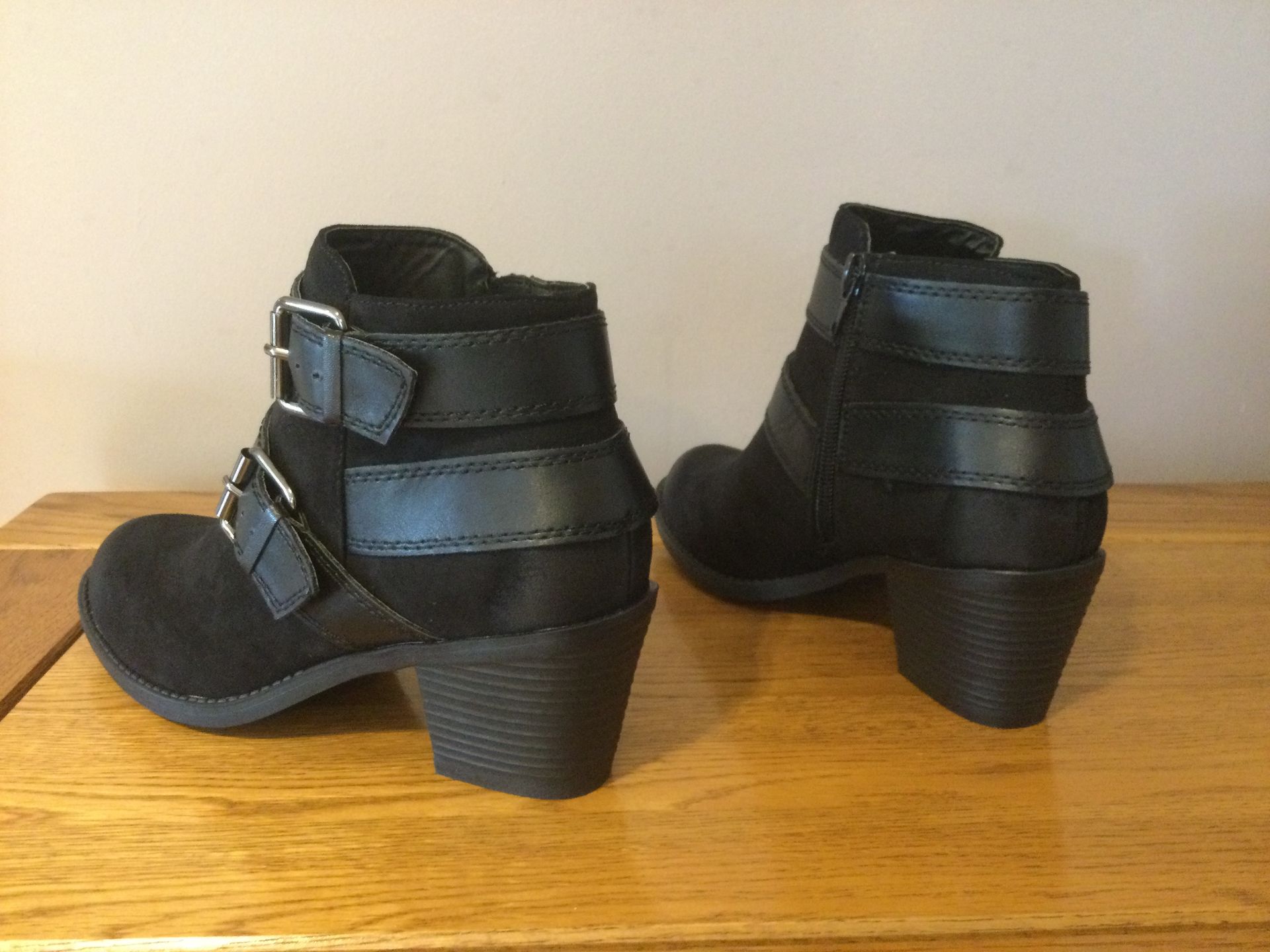 Dolcis “Quincy” Ankle Boots, Size 4, Black - New RRP £49.99 - Image 3 of 5