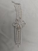 Pretty Faux Pearl Bracelet