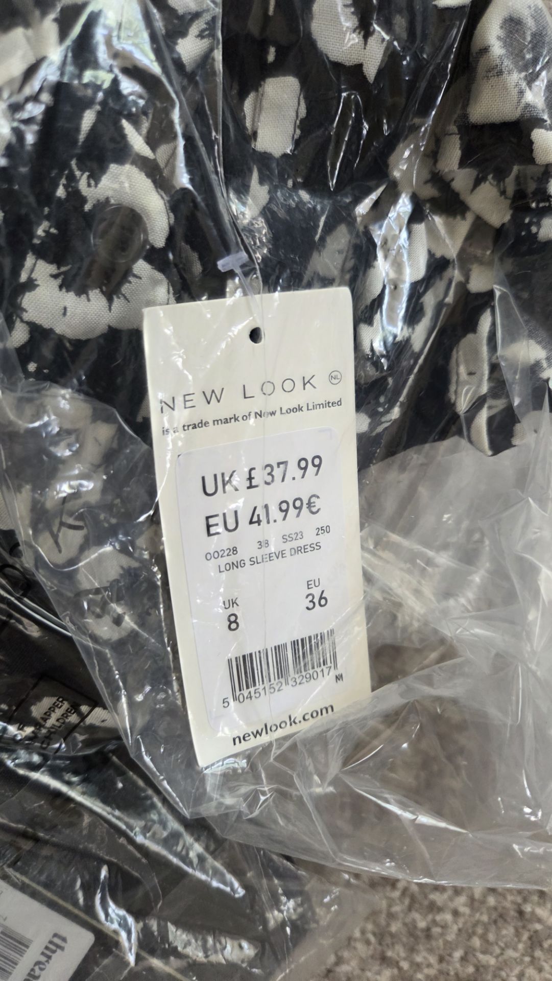 Brand New Women's Branded Clothing Bundle Mix Sizes RRP £250 - Image 3 of 5