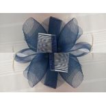 Title: 2 x Fasinators Pink and BlueDescription: 2 x fascinators with combs Fuchsia pink and