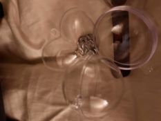 100 Plastic Reusable Baubles Approx 4 cm RRP £1.39 Each