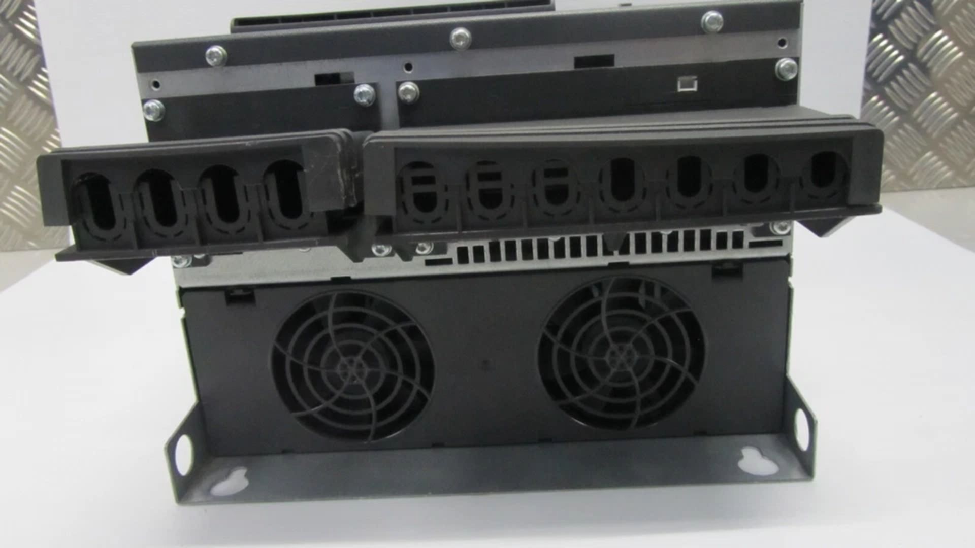 Title: Siemens 6SL3210-1SE26-0AA0 Sinamics Power Module 340 NewDescription: Shipping cost - Image 4 of 5
