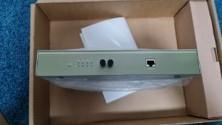 Fast Ethernet 2-Port Switching Hub 100Base-FX to 100Base-TX Fibre Converter