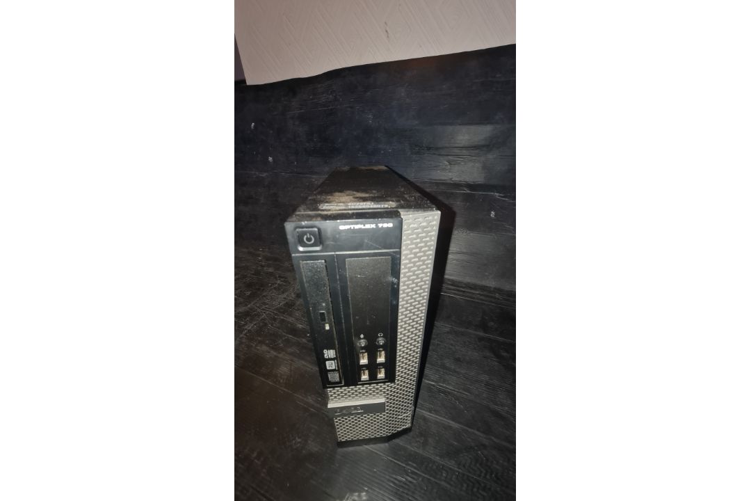 Dell OptiPlex 790 SFF Desktop PC Pentium G645 / 16GB RAM / 240GB SSD / Windows 11 Pro - Image 2 of 6