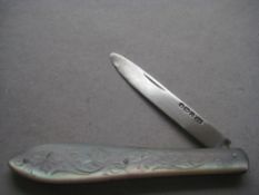 Victorian Mother of Pearl Hafted Silver Bladed Folding Fruit Knife