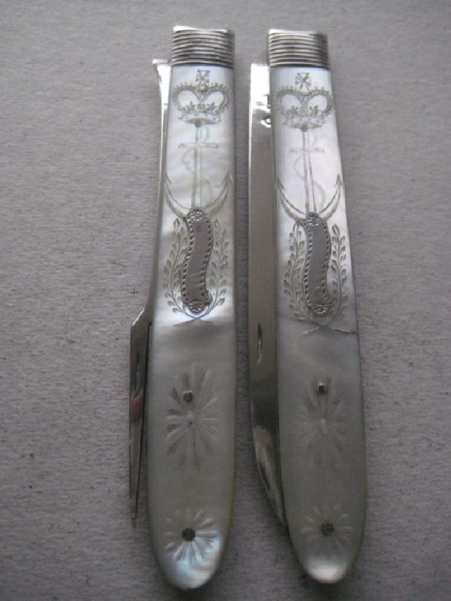 Rare George III Mother of Pearl Hafted Silver Bladed Folding Fruit Knife and Folding Fork - Image 10 of 10