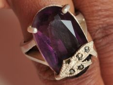 A Vintage Mid Century Silver & Amethyst Ring