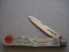 Victorian Mother of Pearl Hafted Silver Bladed Folding Fruit Knife, Sheffield 1899