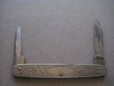 Victorian Silver-Plated Hafted Twin Steel Bladed Folding Fruit Knife, c1900