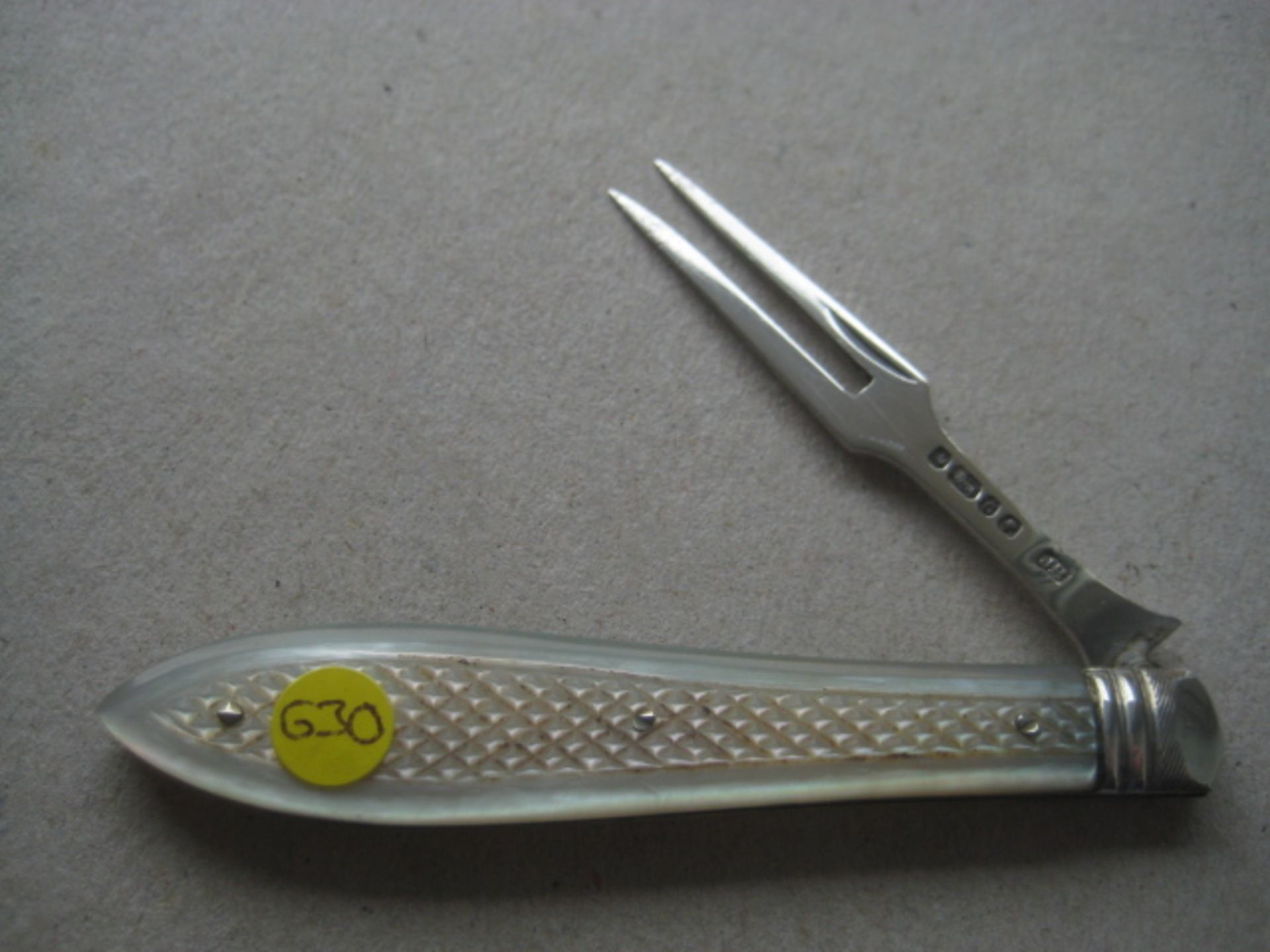 Victorian Mother of Pearl Hafted Cased Silver Bladed Folding Fruit Knife and Fork - Image 12 of 16