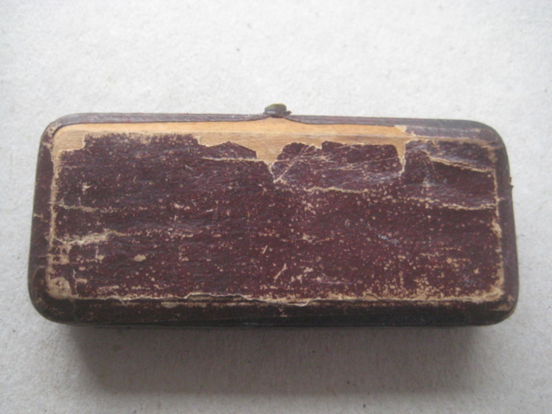 Victorian Mother of Pearl Hafted Cased Silver Bladed Folding Fruit Knife and Fork - Image 6 of 16