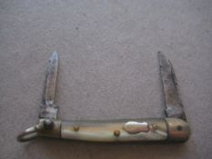 Mother of Pearl Hafted Twin Steel Bladed Folding Fruit Knife