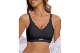 16 x Women's Seamless Non-Wired Bras Lb46