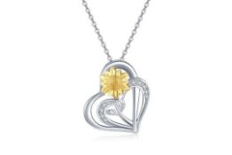 26 x Various Earrings & Bracelets Total RRP Â£439.49 L12b