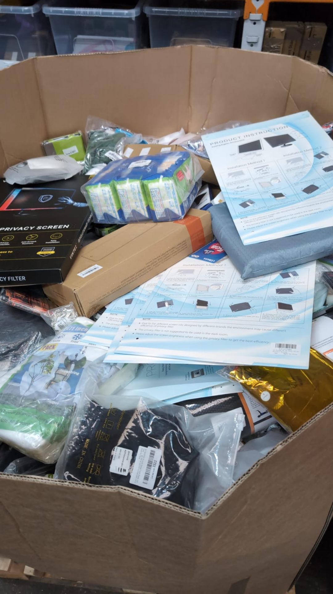 4 x Major Retail Pallets | Typically 500-1000 Items Per Pallet | Ranging Up To £20 RRP - Aprx £5... - Image 3 of 12