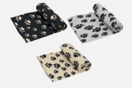 10 x Jumbo Pet Blankets RRP £24.99 ea L12