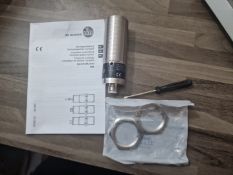 IFM DI5009 DIA3010-ZPKG Compact Inductive Proximity Sensor. Speed Monitor