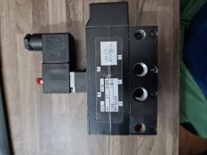 Norgren Martonair M/1762B/152 Heavy-Duty Pneumatic Solenoid Valve.