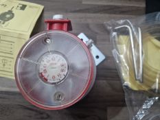 Staefa Control System Differential Air Pressure Switch FKA-P20 IP54 New