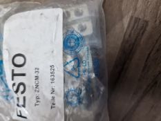 Festo Trunnion Mounting Kit ZNCM-32 Part Number: 163525