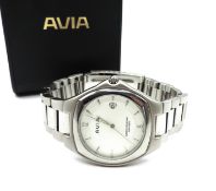 Men's AVIA Quartz Bracelet Watch #103902 - New Battery