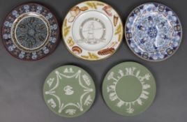 Collection of 5 Wedgwood Cabinet Plates