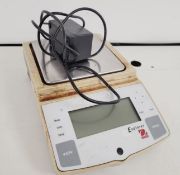 Ohaus Explorer Scale