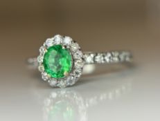 Beautiful 0.42 CT Natural Emerald With Natural Diamonds & 18k Gold