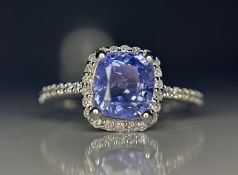 Beautiful 2.79CT Unheated Ceylon Blue Sapphire With Natural Diamonds & 18k Gold