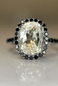 Beautiful 3.15CT Natural Ceylon White Sapphire W Natural Diamonds & 18k Gold