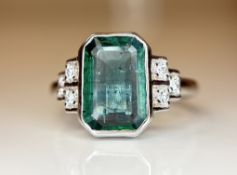 Beautiful 3.00 CT Natural Emerald With Natural Diamonds & 18k Gold