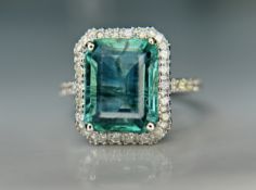 Beautiful Natural Emerald 4.27 CT With Natural Diamonds & 18k Gold