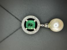 Beautiful 5.55CT South Sea Pearl, 1.14ct Emerald, Diamonds & 950 Platinum Pendant