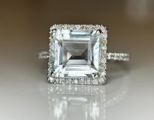Beautiful 3.55 CT Natural Aquamarine Ring With Natural Diamonds & 18k White Gold