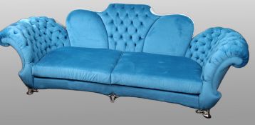 Mantellassi 1926 ‘Butterfly’ Sofa in Turquoise Velvet