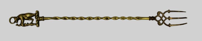 Antique Black Forest Brass Toasting Fork with Bear Handle – c.1900