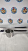 Garlic Press. Est £10
