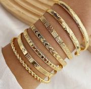 7 Pcs Golden-Toned Bangle Set L14a