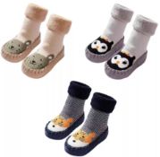 10 x Assorted Kids Footwear Items Total RRP £175.47 Lb36a