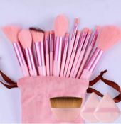 Flawless Beauty Essentials: The Ultimate Soft & Fluffy Makeup Brush Set Pink