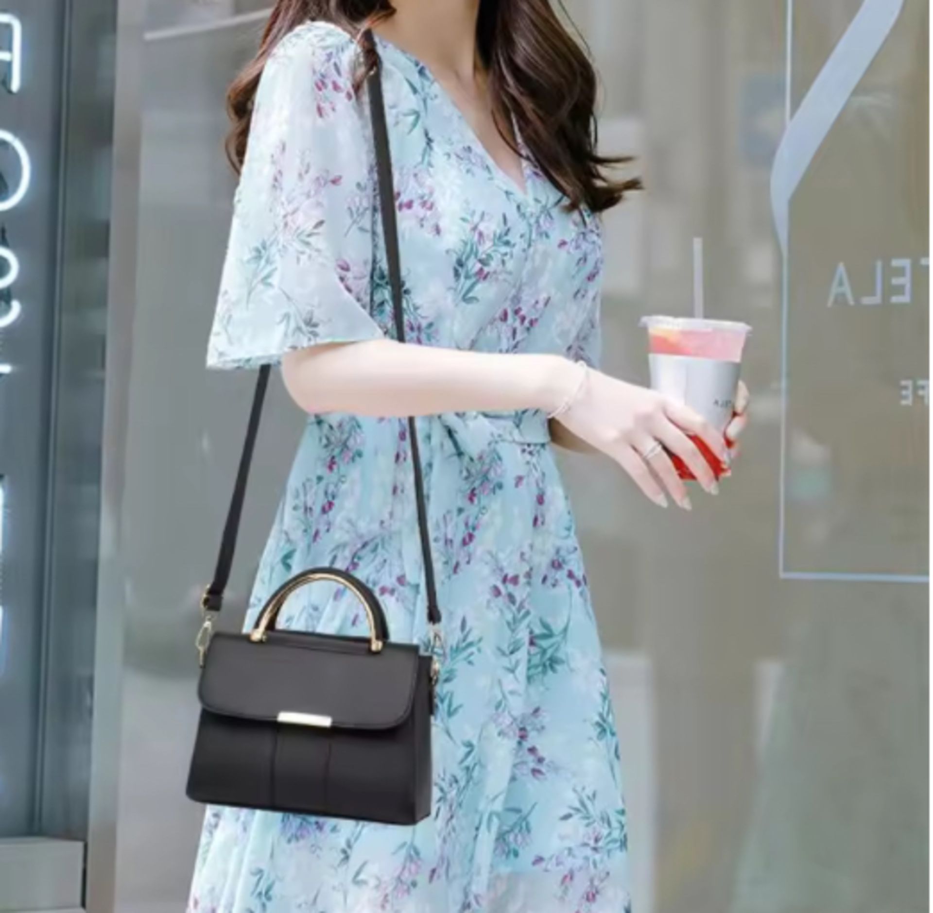 New Fashion PU Leather Crossbody Bag – Sleek, Stylish & Perfectly Practical! - Image 2 of 3