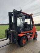 LINDE, H70D - 7 Tonne Diesel Forklift with side shift (8377 hours)