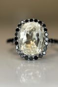 Beautiful 3.15CT Natural Ceylon White Sapphire W Natural Diamonds & 18k Gold