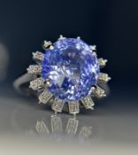Beautiful 7.90CT Unheated Ceylon Blue Sapphire With Natural Diamonds & 18k Gold